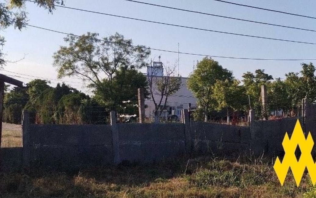 У Криму партизани виявили ворожий склад техніки та боєприпасів