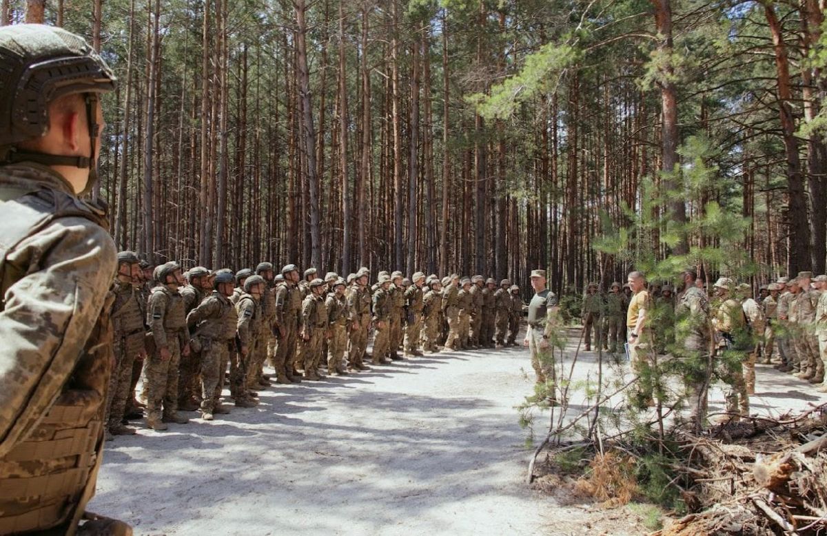 Головнокомандувач відвідав навчальний центр, де тренують мобілізованих