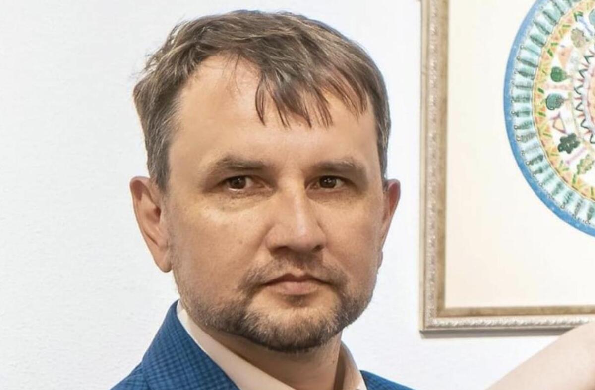 Нардеп Володимир Вʼятрович повідомив, що у Верховній Раді знову хочуть скасувати український дубляж в кіно