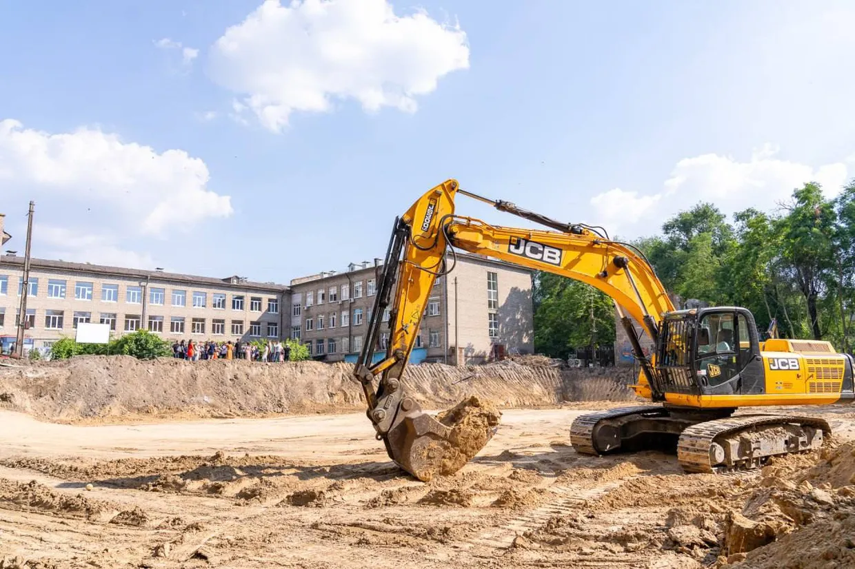 Першу підземну школу почали будувати у Запоріжжі