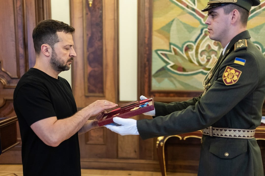 Президент нагородив бійців Центру спеціальних операцій «А» СБУ