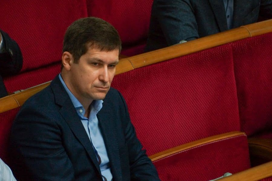 У Києві нардеп від групи “Довіра” після розлучення отримав коштовний офіс