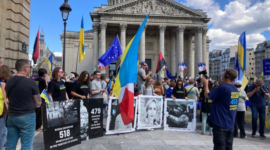 Напередодні Олімпіади у Франції вшанували пам’ять загиблих українських атлетів
