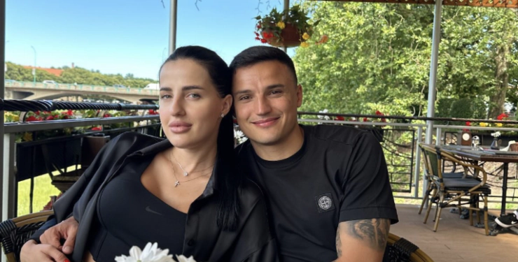 Дружина футболіста Третьякова пояснила причину, чому не переходить на українську