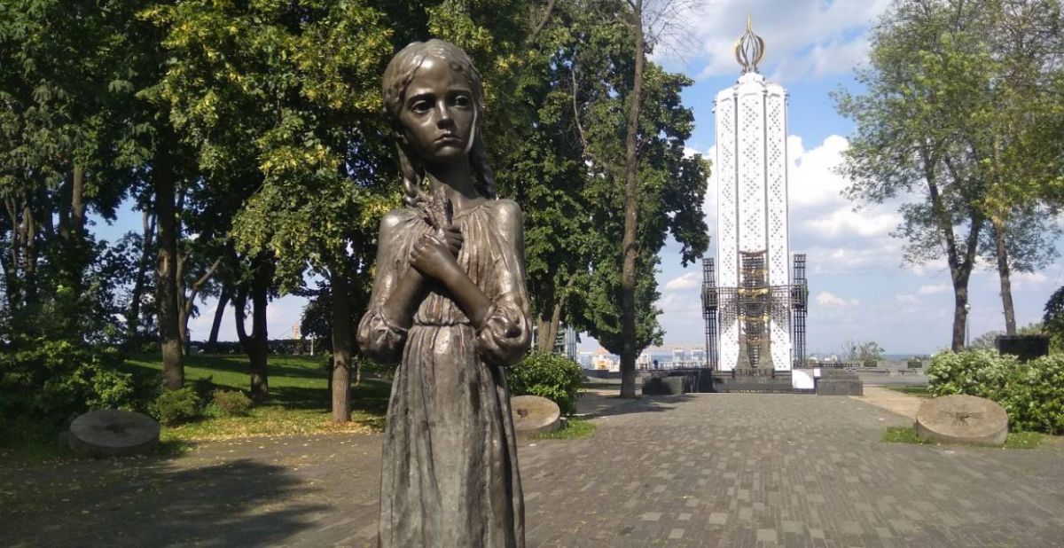Посадовці ЄС вшанували пам’ять жертв Голодомору