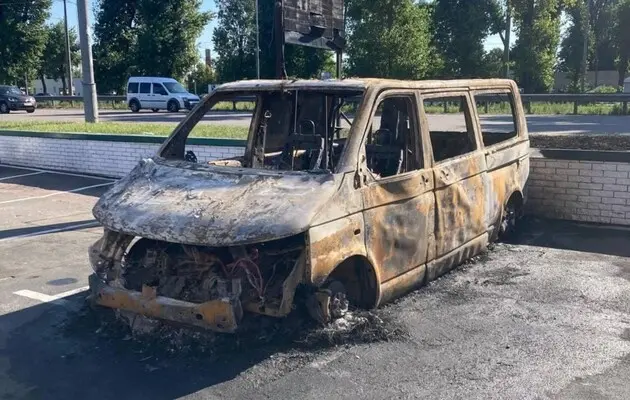 У столиці невідомі спалили авто Третьої штурмової бригади