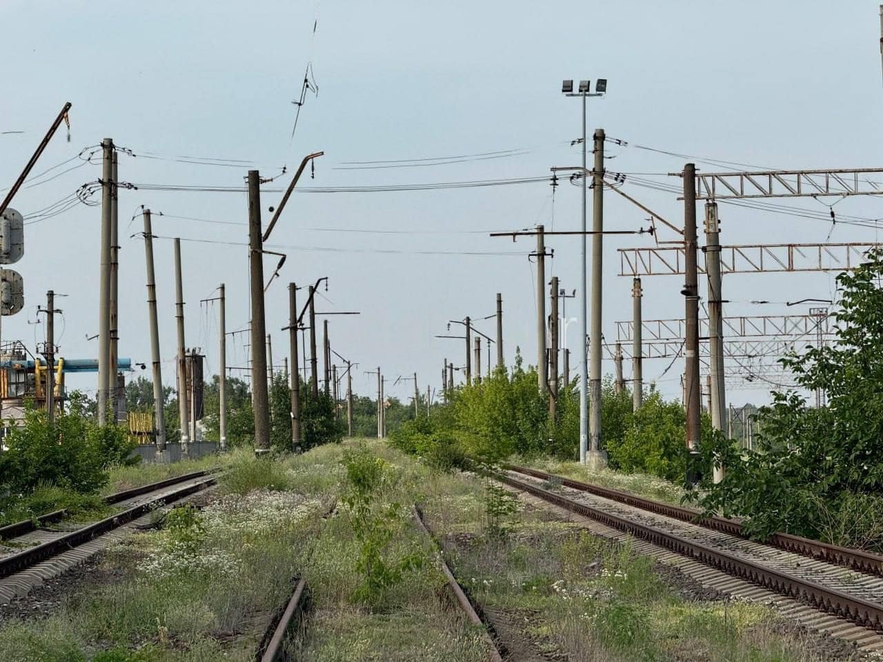 Денис Казанський показав, як виглядає залізничний вокзал у Донецьку (ФОТО)