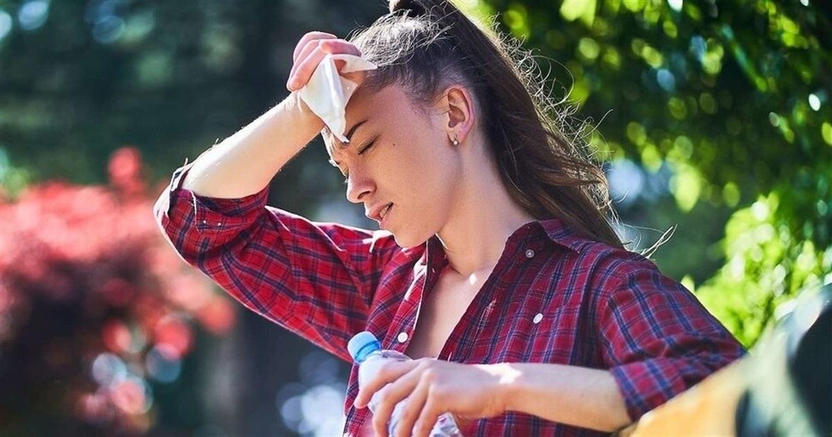 У МОЗ дали рекомендації, як уникнути перегріву під час сильної спеки