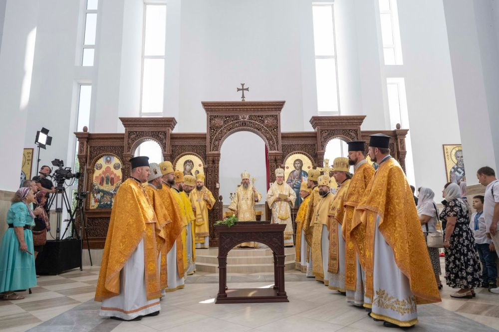 Митрополит Епіфаній освятив верхній храм святого апостола Андрія Першозваного у Бучі
