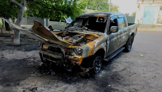 Підлітків, які підпалювали авто військових, викрили правоохоронці у Миколаєві