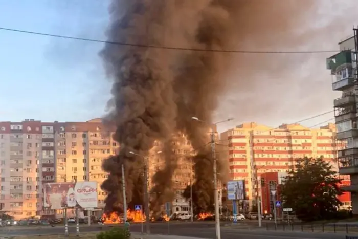 У знак жалоби за загиблими в Сумах закордонні дипустанови України приспустять прапори