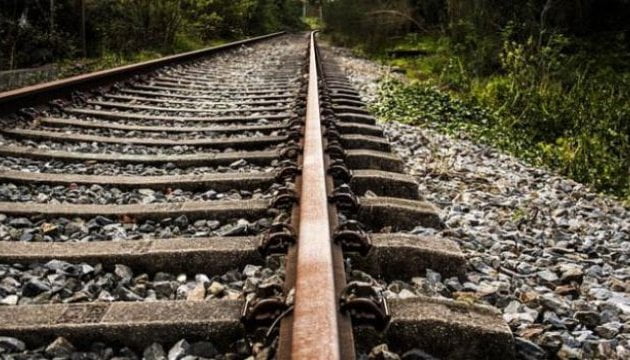У Луганській області партизани спалили релейну шафу на залізниці