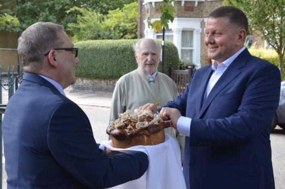 У Лондоні до українського собору завітав Валерій Залужний