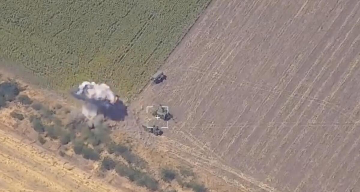 На південному напрямку українські захисники ракетами GMLRS вразили ворожу РЛС П-18 вартістю майже три мільйони доларів 