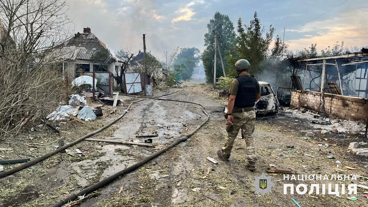 Внаслідок обстрілів і бомбардувань на Донеччині загинули люди, є поранені