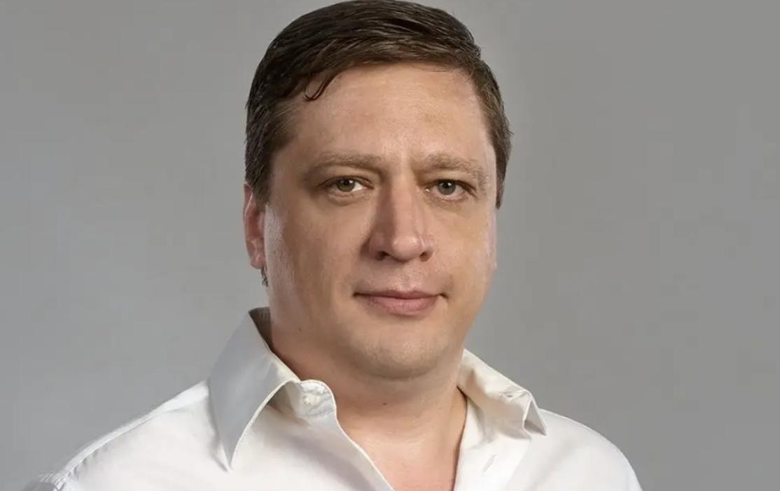 Розслідування показало, як мати депутата Верховної Ради веде бізнес в окупованому Бердянську