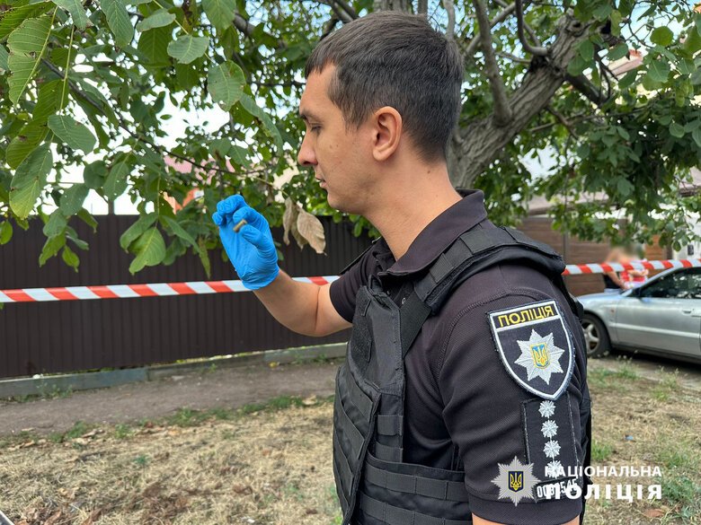 Невідомий стріляв у перехожого в Одесі