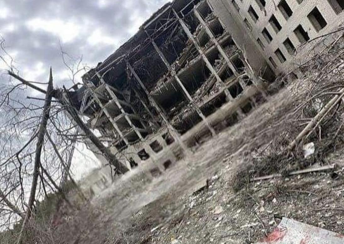 У Полтаві російські окупанти вдарили балістикою по інституту та лікарні: деталі
