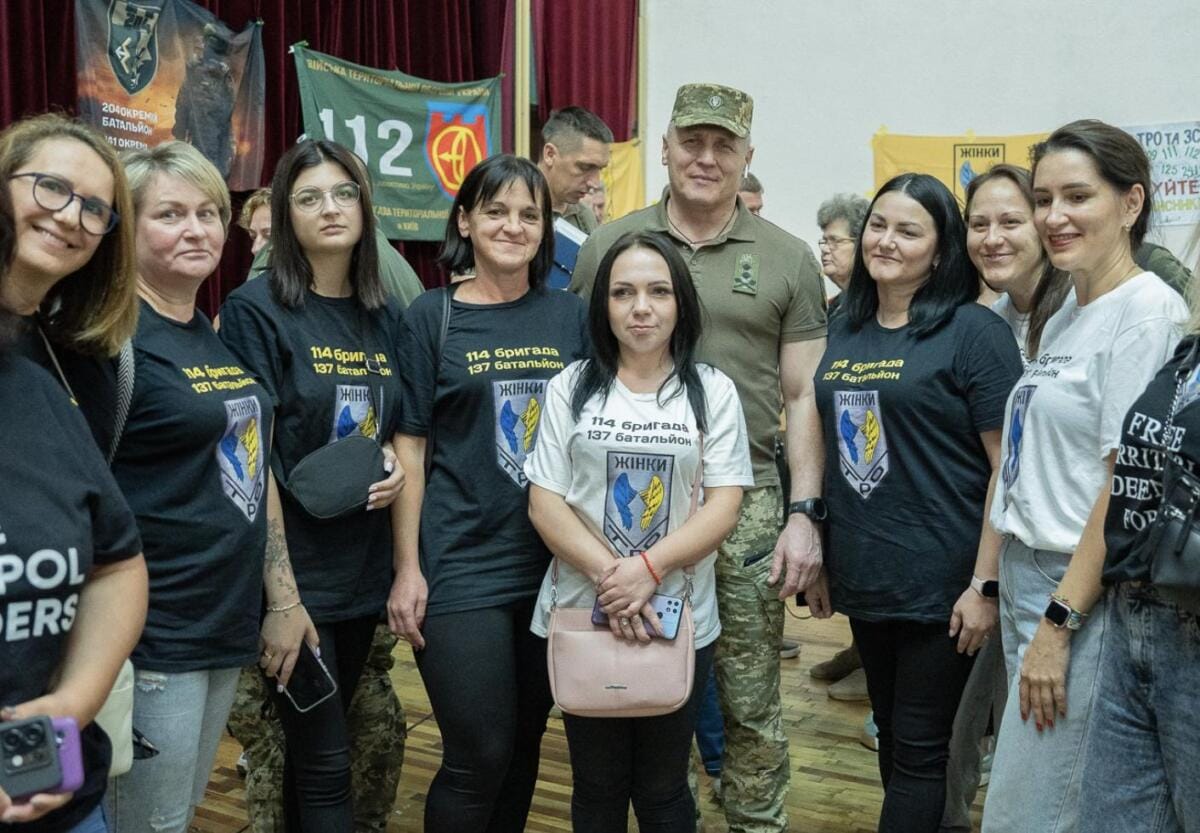 Відбулася зустріч командування ТрО з родинами зниклих безвісти: деталі