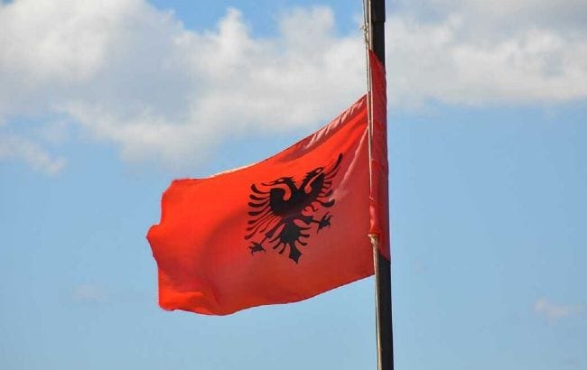 У міграційних центрах Албанії розмістять перших біженців