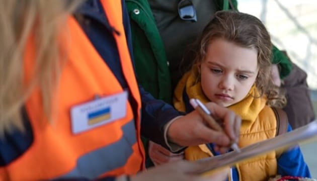 На Донеччині деякі сім’ї з дітьми після евакуації неодноразово поверталися під обстріли