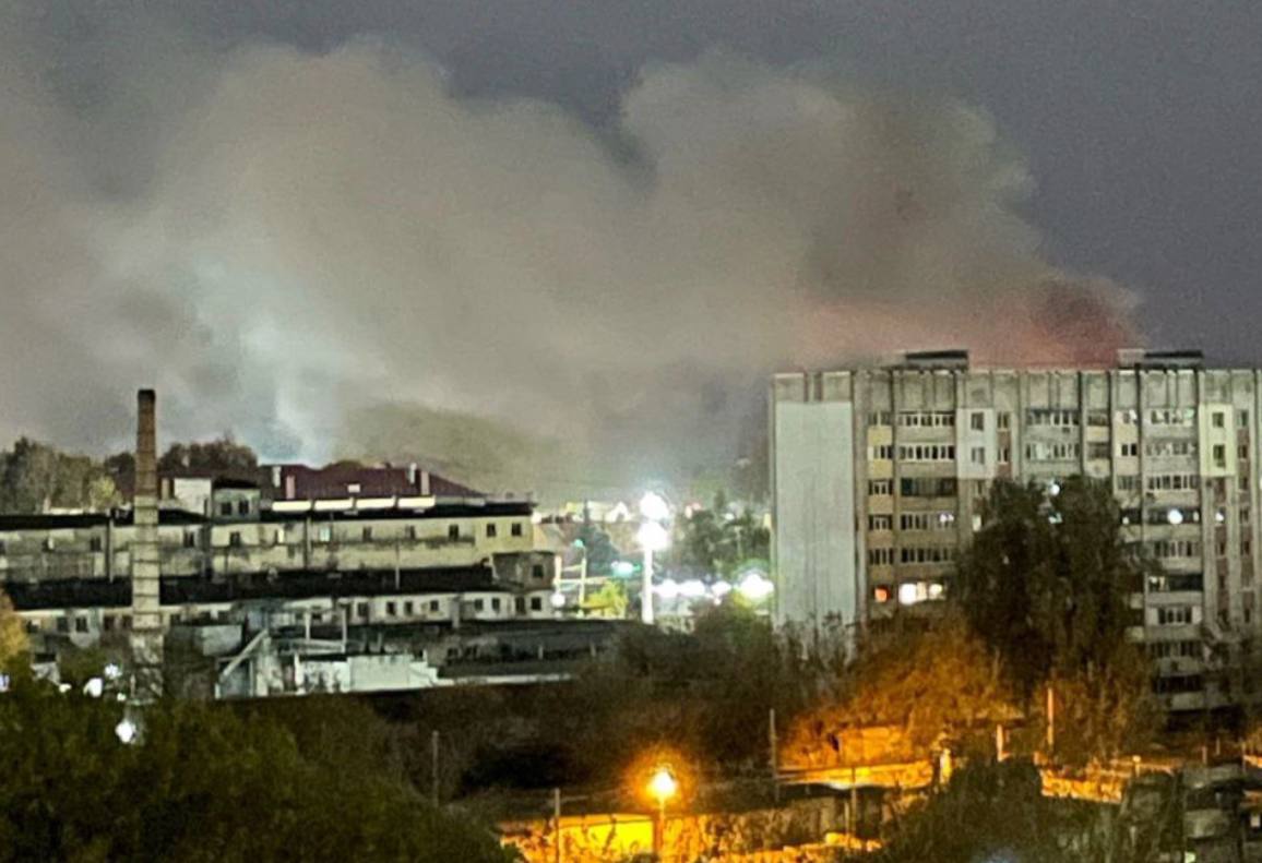 Що відомо про атаку БПЛА на завод у Брянську
