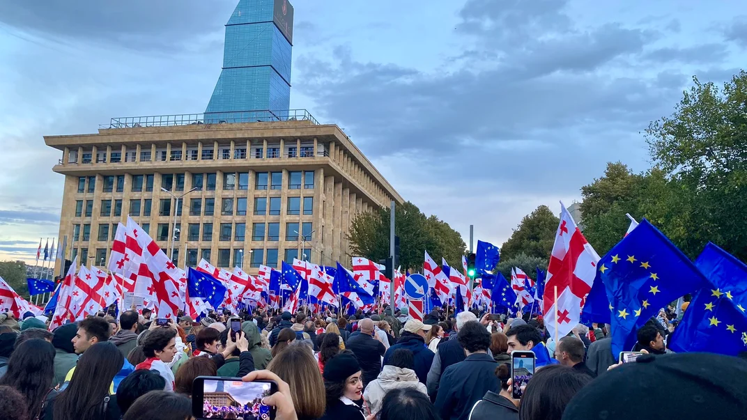 «Разом до Європи»: на мітингу в Тбілісі президентка Грузії звернулася до Зеленського