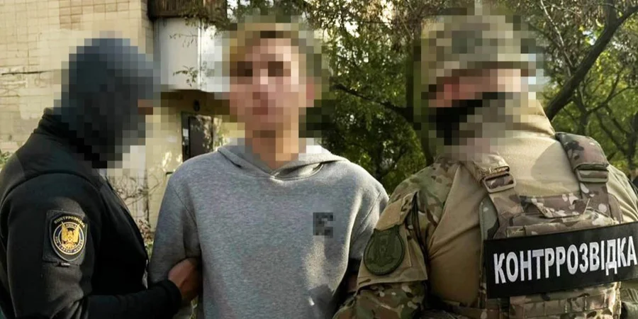 Двох російських агентів затримали українські спецслужби