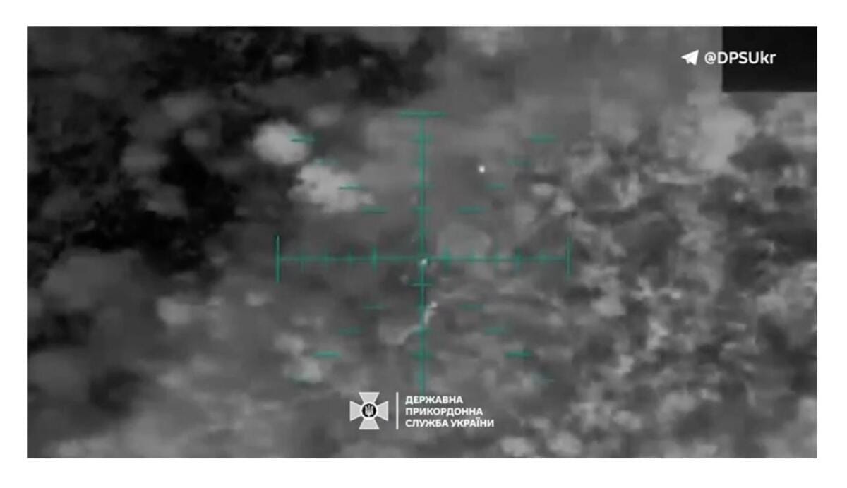 Українські захисники знищили ворожу позицію разом із загарбником дроном “Баба Яга”
