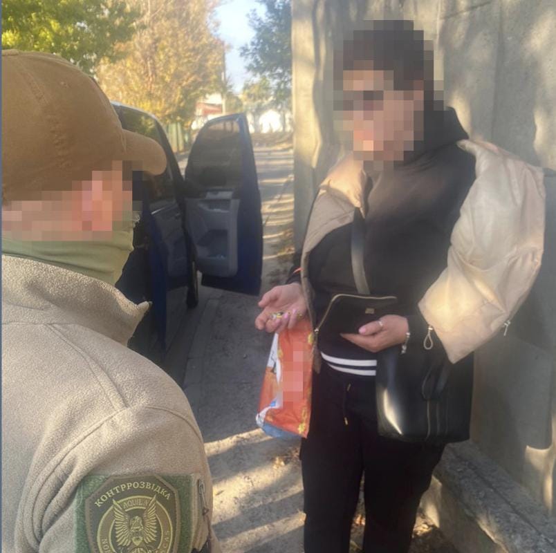 У Харкові правоохоронці затримали ворожу агентку, яка проводила розвідку українських позицій