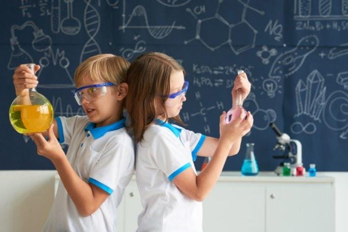 «SCIENCE club»: У Києві стартував набір на освітній проєкт для підлітків