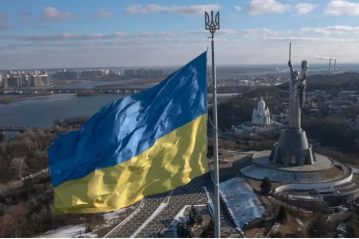 У КМДА анонсували зняття найбільшого прапора України