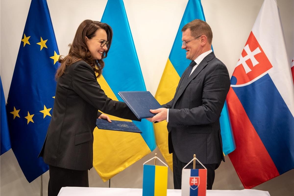 До середини грудня планується запуск потяга з Києва до столиці Словаччини: деталі