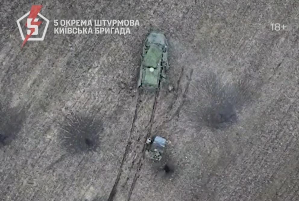 На Покровському напрямку бійці 5-ї ОШБр скидами з дронів знищили групу російських штурмовиків 