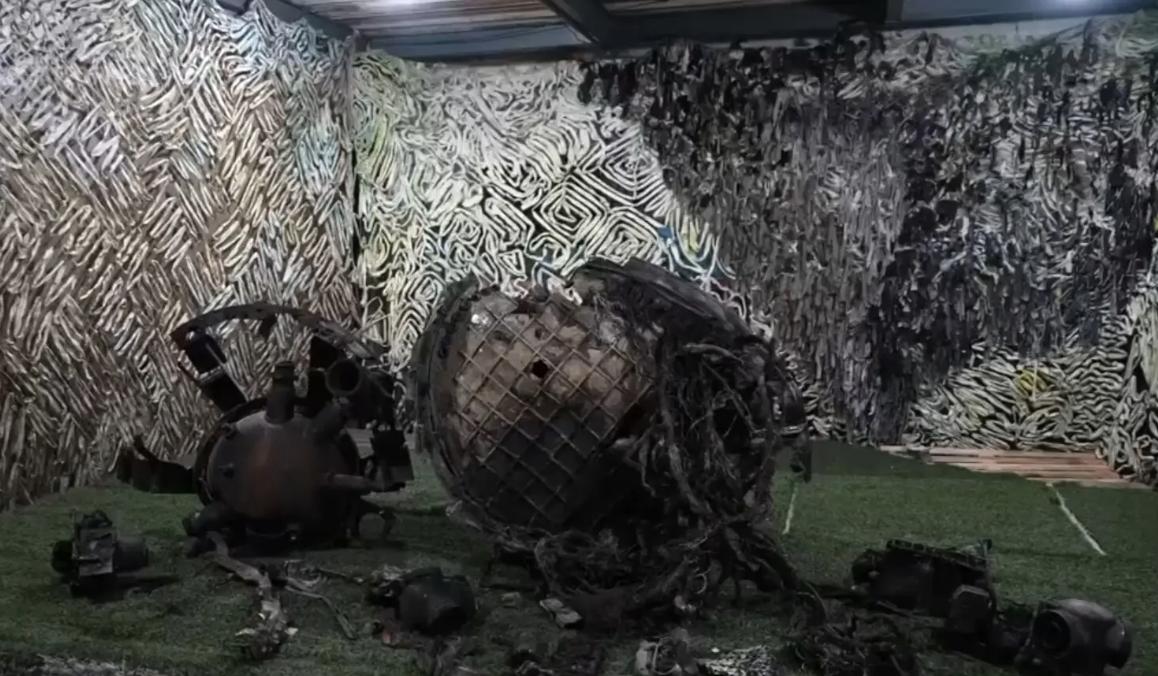 Уламки “Орешника”, яким російські війська атакували Україну, показали спецслужби (фото)