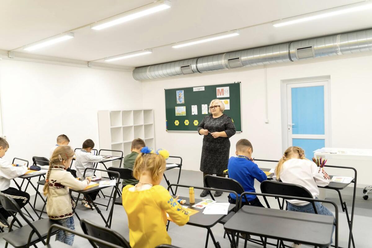 Дві підземні школи для безпечного навчання дітей відкрили на Миколаївщині (ФОТО)