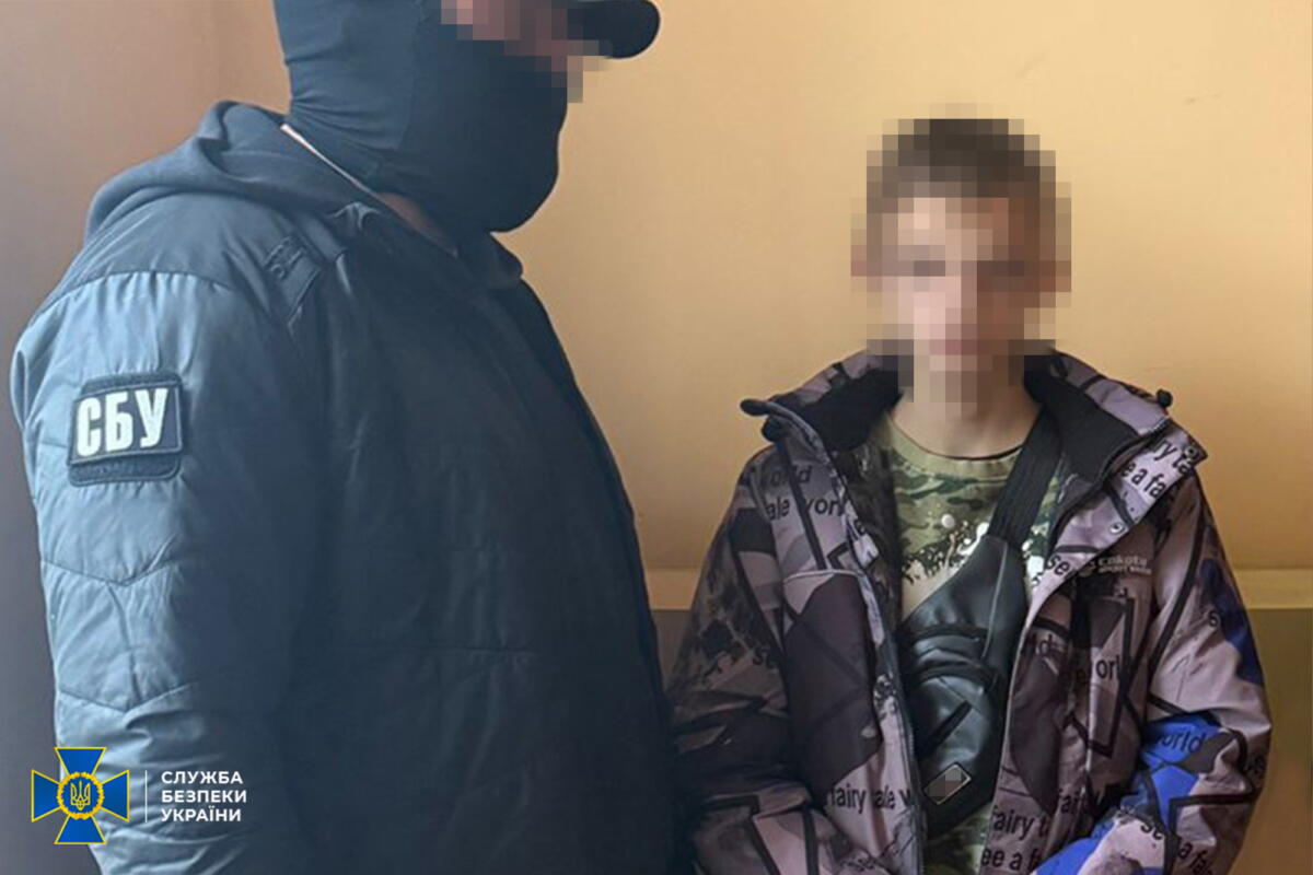Малолітніх агентів російських спецслужб, які підірвали вибухівку біля райвідділу поліції на Київщині, затримали правоохоронці