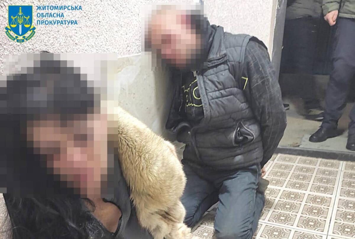 Злочинців, які вимагали з пораненого бійця гроші на «общак», затримали у Житомирській області