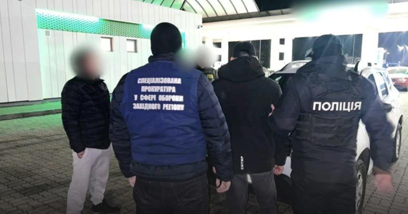 Юнака, який пропонував прикордоннику хабар, затримали на Закарпатті