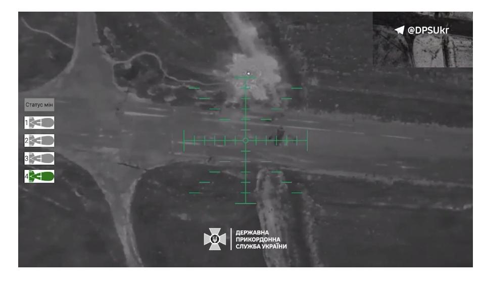 На Сумському напрямку захисники України знищили ворожий склад БК і кілька укриттів противника 