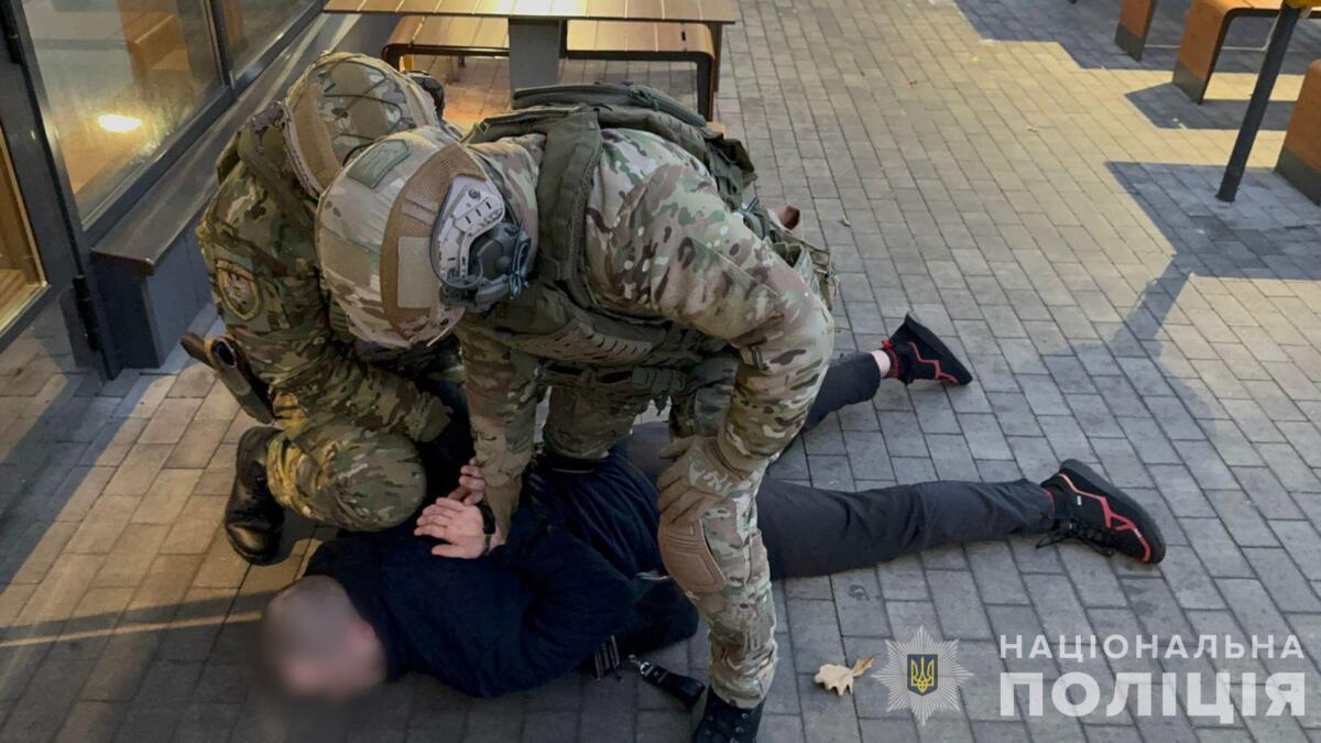 Проведено 270 обшуків: повідомлено про підозру особам, які незаконно переправляли чоловіків через держкордон