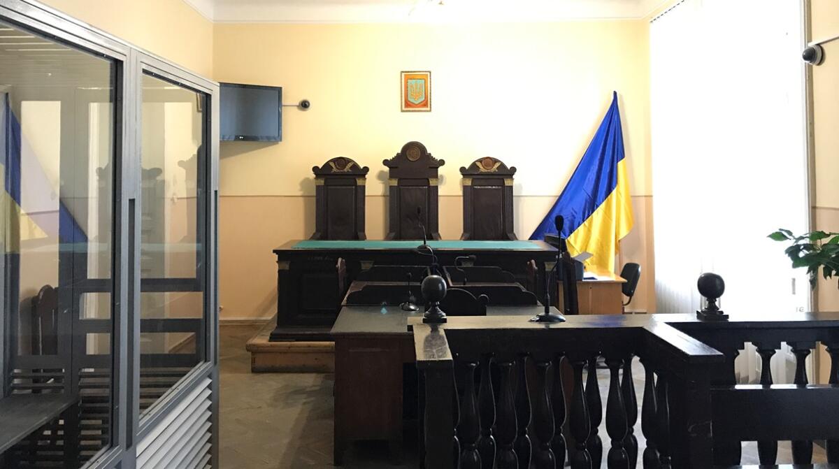 У Львові ухвалили вирок підпалювачу авто військовослужбовців