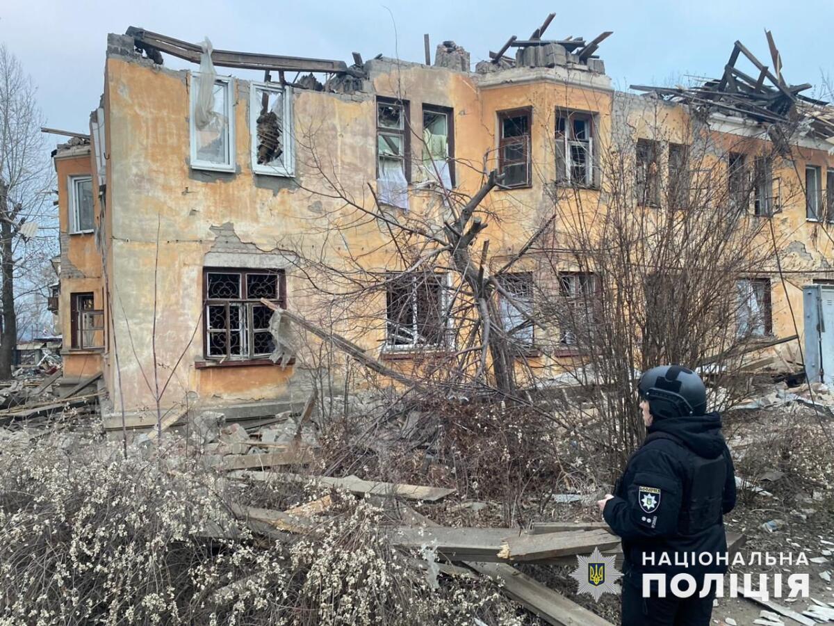 Росіяни атакували п’ять міст на Донеччині: є загиблий та поранені