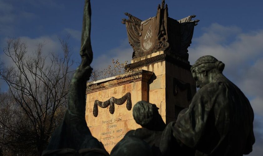 У Львові з Пагорба Слави перенесуть радянські поховання