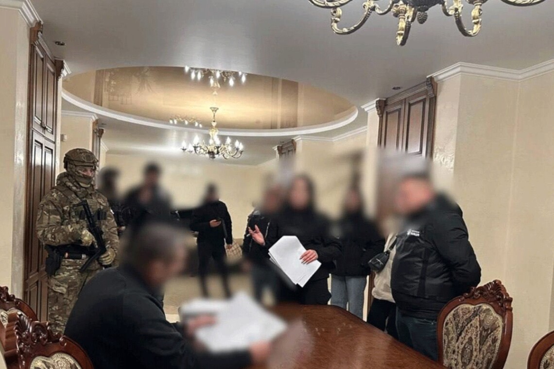 Оголошено 45 підозр організаторам та учасникам схем незаконного переправлення осіб через кордон