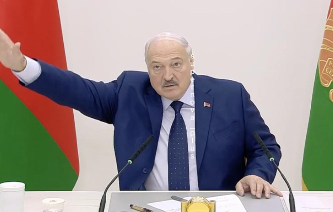 Білоруський узурпатор Лукашенко повторив жест американського мільярдера Маска