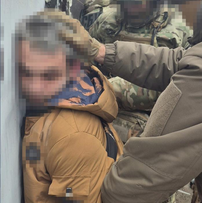 Російський агент коригував обстріли Черкаської області: його затримали правоохоронці
