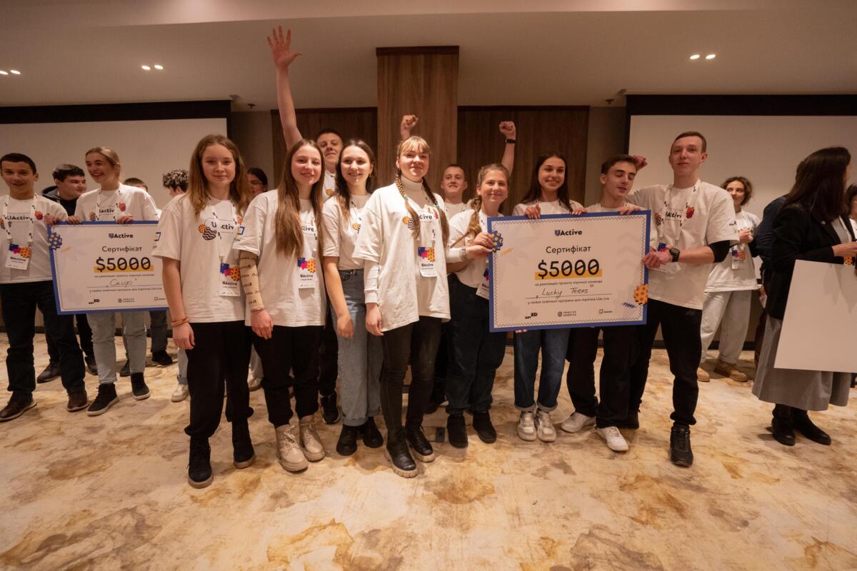 50 тисяч доларів на соціальні проєкти отримали українські школярі: деталі