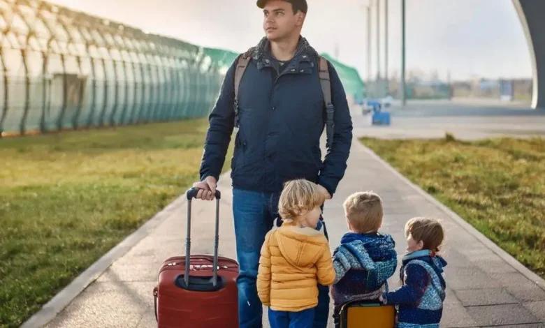 Виїзд багатодітних чоловіків за кордон у 2025 році: що потрібно знати