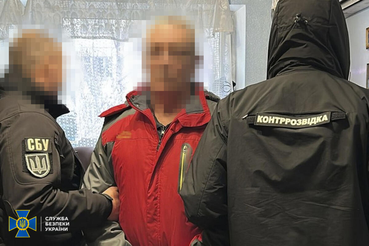 Диякон УПЦ (МП) та психотерапевт шпигували за захисниками Харкова: СБУ затримала ворожих агентів